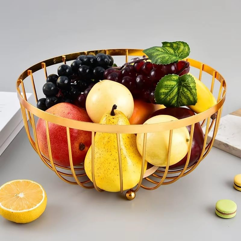 B&S Modern Gold Metal Wire Fruit Basket with Wooden Lid – Stylish Hemispherical Fruit & Vegetable Bowl for Kitchen Countertop – Decorative Food Storage Bowl with Wood Base