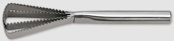 B&S 790500 26cm Fish Scaling Knife – Stainless Steel Serrated Scaler Tool for Easy Fish Cleaning, Rust-Resistant & Durable, Ergonomic Handle, Made in Spain