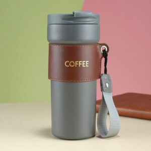 Portable Leather-Trimmed Coffee Mug with Lid, 500ml,Vacuum Insulated Tumbler, Black (grey)